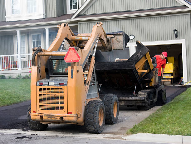 Best Driveway Paving Contractor  in Deephaven, MN